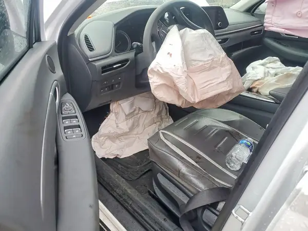 5NPEG4JAXMH111406 2021 HYUNDAI SONATA - Image 8