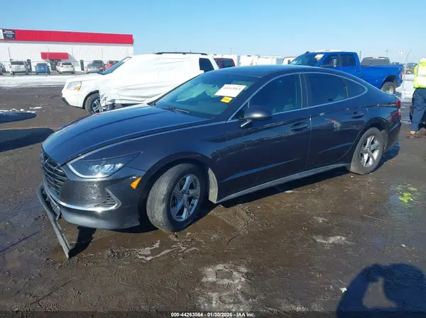 5NPEG4JAXMH111891 2021 HYUNDAI SONATA - Image 2