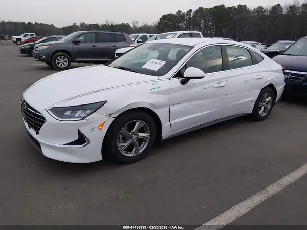 5NPEG4JAXMH121644 2021 HYUNDAI SONATA - Image 2