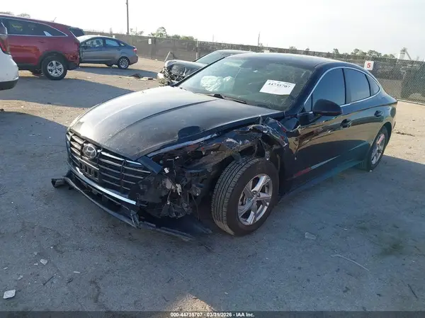 5NPEG4JAXMH126813 2021 HYUNDAI SONATA - Image 2