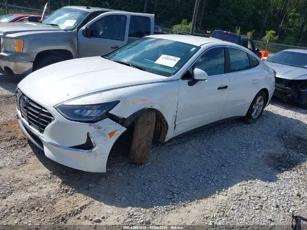 5NPEG4JAXMH128870 2021 HYUNDAI SONATA - Image 2