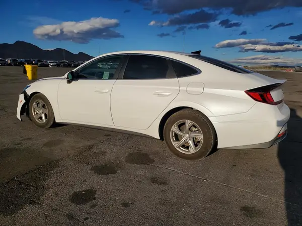 5NPEG4JAXNH135240 2022 HYUNDAI SONATA - Image 2