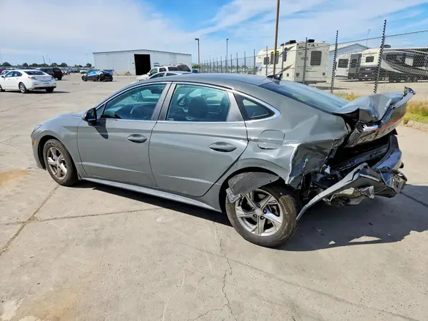 5NPEG4JAXNH142737 2022 HYUNDAI SONATA - Image 2