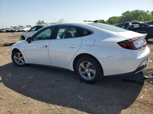5NPEG4JAXNH143905 2022 HYUNDAI SONATA - Image 2