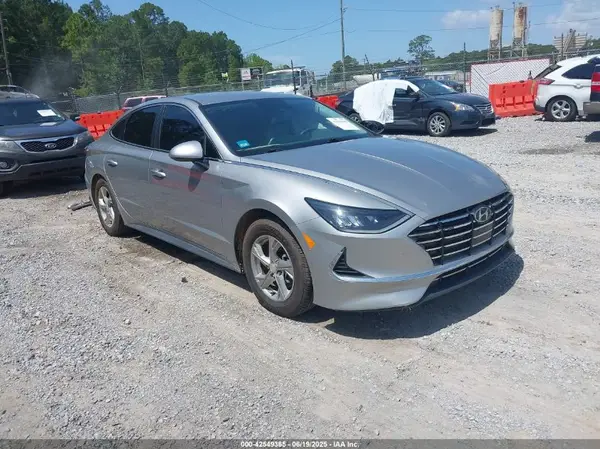 5NPEG4JAXNH147159 2022 HYUNDAI SONATA - Image 1