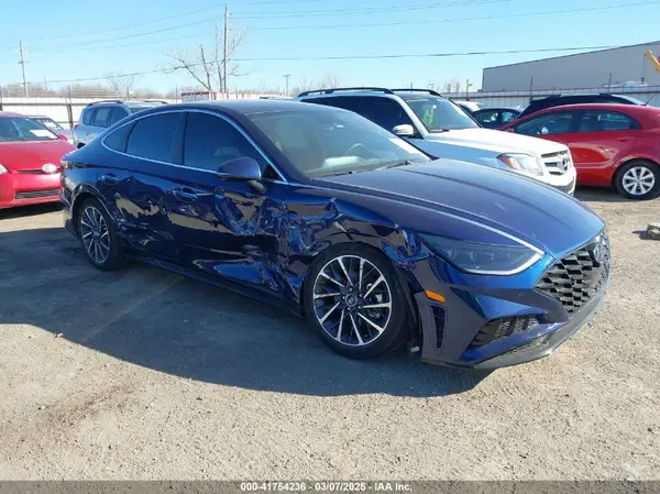 5NPEH4J20LH059496 2020 HYUNDAI SONATA - Image 1