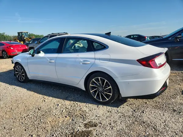 5NPEH4J20MH108746 2021 HYUNDAI SONATA - Image 2