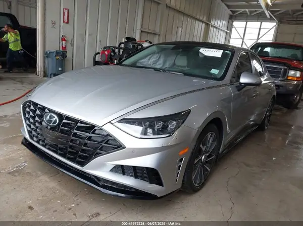 5NPEH4J21LH046482 2020 HYUNDAI SONATA - Image 2