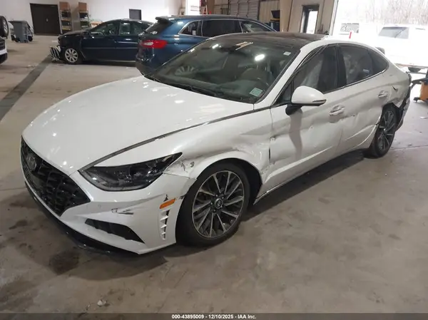 5NPEH4J21MH125930 2021 HYUNDAI SONATA - Image 2