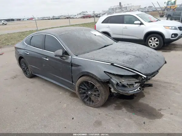 5NPEH4J22LH010574 2020 HYUNDAI SONATA - Image 1