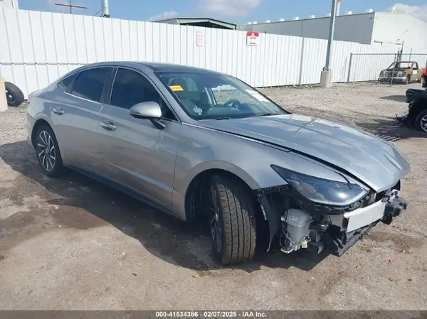 5NPEH4J22LH052050 2020 HYUNDAI SONATA - Image 1