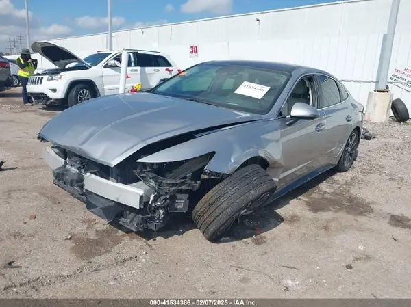 5NPEH4J22LH052050 2020 HYUNDAI SONATA - Image 2