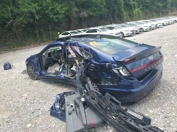 5NPEH4J22NH141734 2022 HYUNDAI SONATA - Image 2
