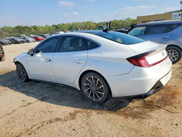 5NPEH4J23LH006159 2020 HYUNDAI SONATA - Image 2