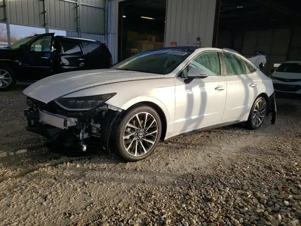 5NPEH4J23LH006792 2020 HYUNDAI SONATA - Image 1