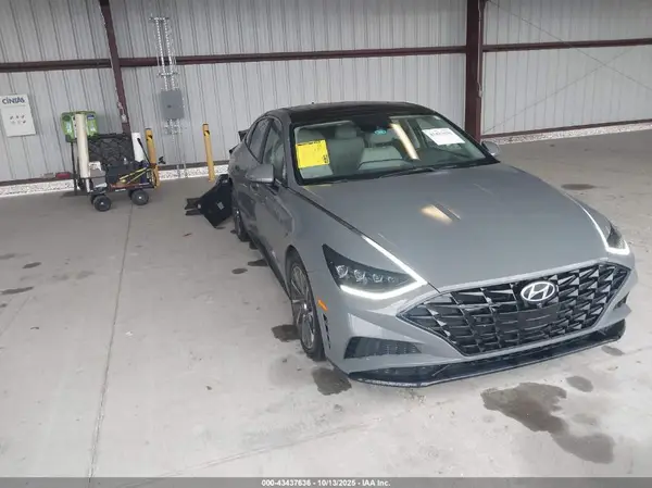 5NPEH4J23LH014942 2020 HYUNDAI SONATA - Image 1