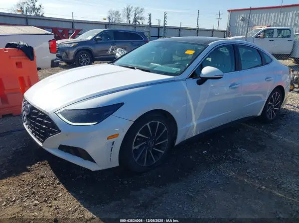 5NPEH4J23LH018201 2020 HYUNDAI SONATA - Image 2