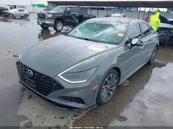 5NPEH4J23LH031899 2020 HYUNDAI SONATA - Image 2