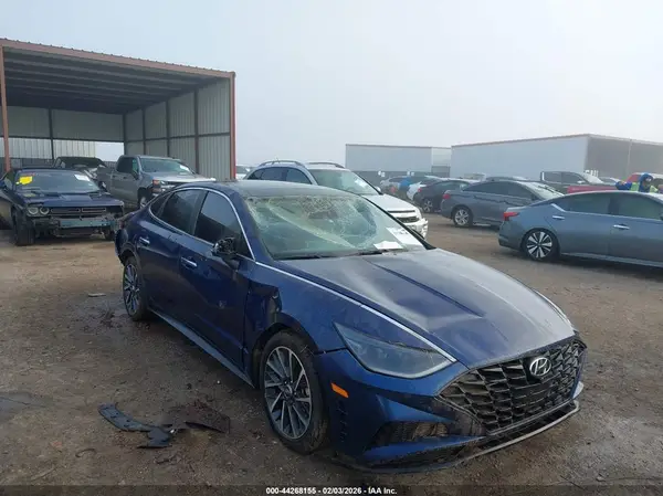 5NPEH4J23LH052784 2020 HYUNDAI SONATA - Image 1