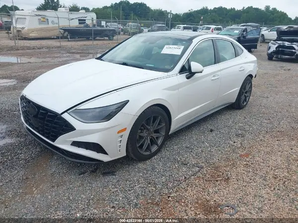 5NPEH4J23MH071370 2021 HYUNDAI SONATA - Image 2