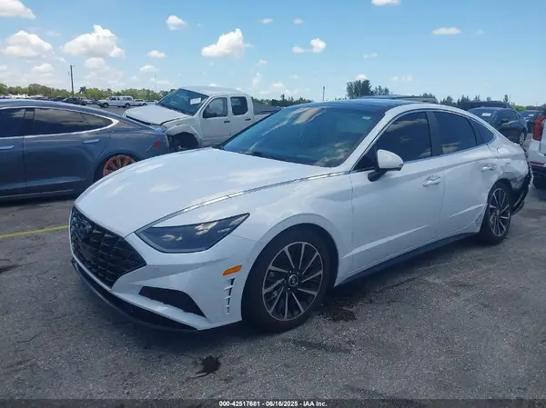 5NPEH4J23MH073751 2021 HYUNDAI SONATA - Image 2