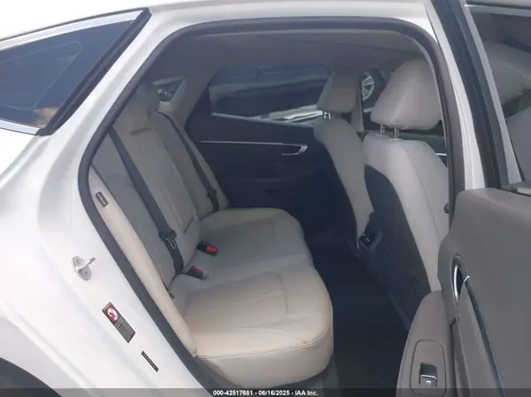 5NPEH4J23MH073751 2021 HYUNDAI SONATA - Image 8