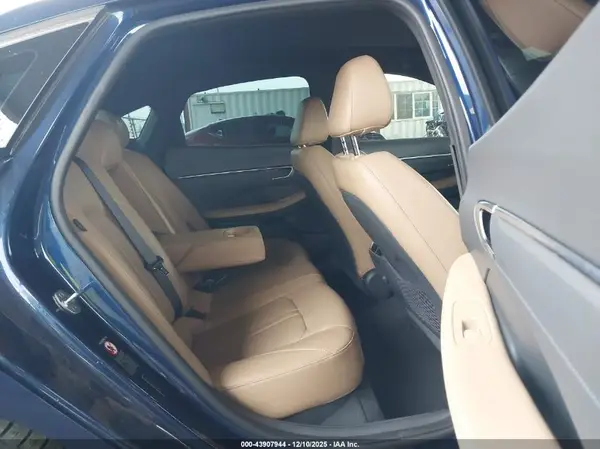 5NPEH4J23MH090453 2021 HYUNDAI SONATA - Image 8