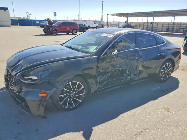 5NPEH4J23MH099749 2021 HYUNDAI SONATA - Image 1