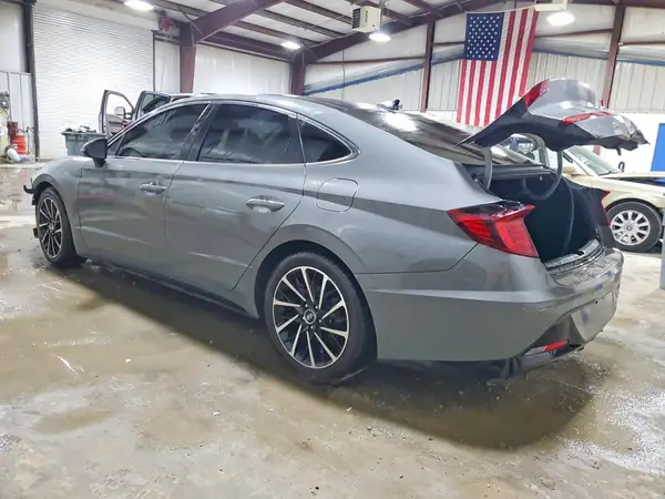 5NPEH4J23MH101130 2021 HYUNDAI SONATA - Image 2