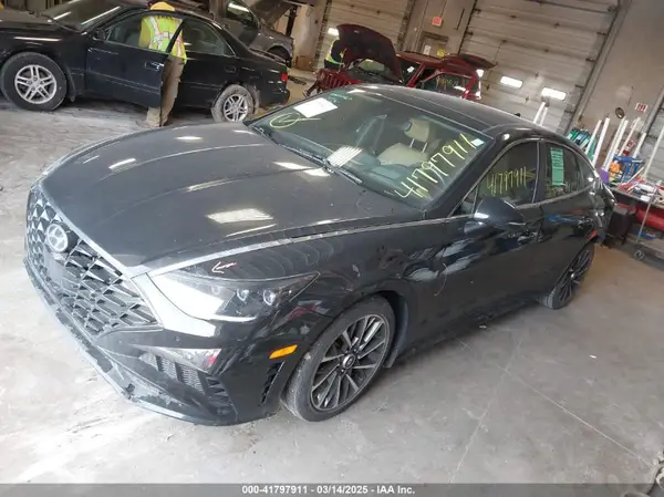 5NPEH4J23MH122415 2021 HYUNDAI SONATA - Image 2