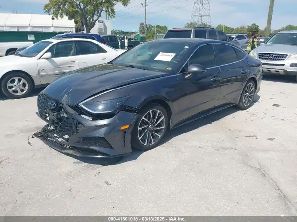 5NPEH4J24LH014125 2020 HYUNDAI SONATA - Image 2