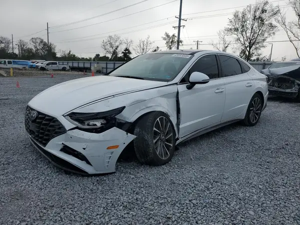 5NPEH4J24LH021561 2020 HYUNDAI SONATA - Image 1