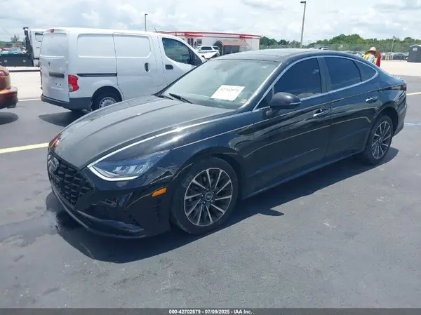 5NPEH4J24LH045729 2020 HYUNDAI SONATA - Image 2