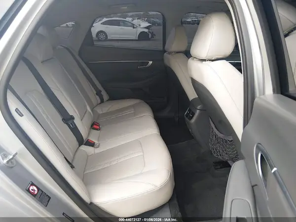 5NPEH4J24MH068932 2021 HYUNDAI SONATA - Image 8