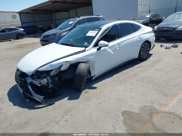 5NPEH4J25LH019477 2020 HYUNDAI SONATA - Image 2