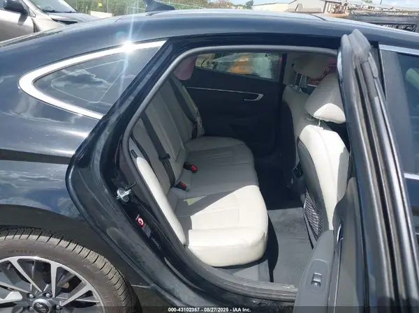 5NPEH4J25LH045593 2020 HYUNDAI SONATA - Image 8