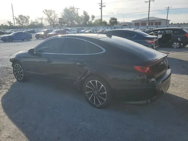 5NPEH4J25MH069734 2021 HYUNDAI SONATA - Image 2