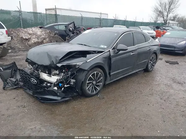 5NPEH4J25MH091376 2021 HYUNDAI SONATA - Image 2