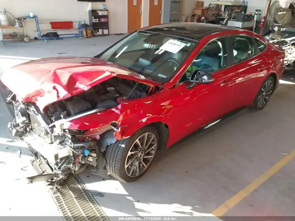 5NPEH4J25MH103154 2021 HYUNDAI SONATA - Image 2