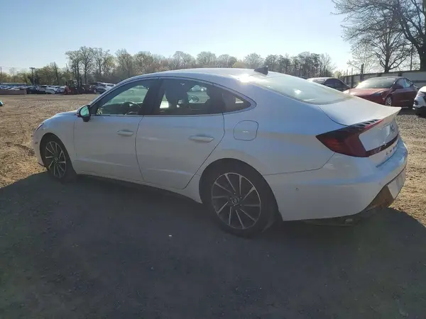 5NPEH4J25MH121394 2021 HYUNDAI SONATA - Image 2