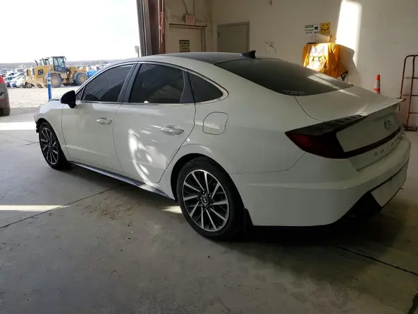 5NPEH4J26LH019486 2020 HYUNDAI SONATA - Image 2