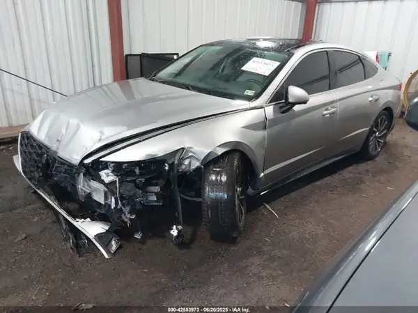 5NPEH4J26LH039740 2020 HYUNDAI SONATA - Image 2