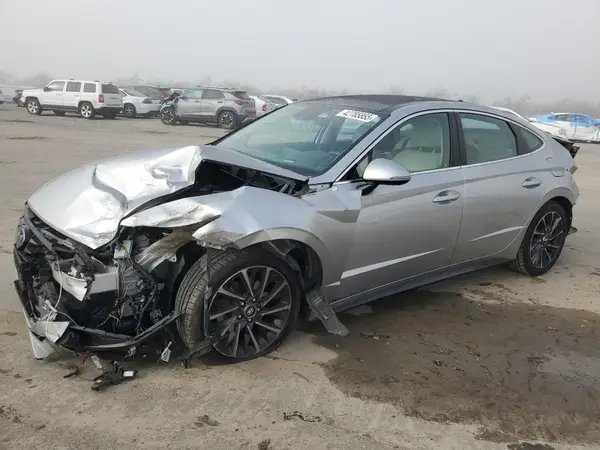 5NPEH4J26LH039821 2020 HYUNDAI SONATA - Image 1