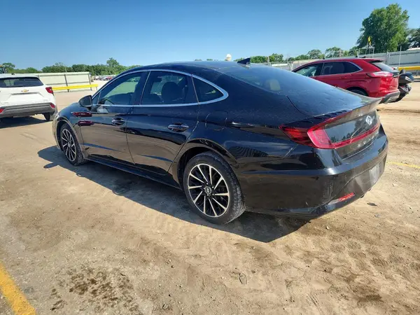 5NPEH4J26MH069175 2021 HYUNDAI SONATA - Image 2