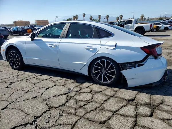 5NPEH4J26MH080838 2021 HYUNDAI SONATA - Image 2