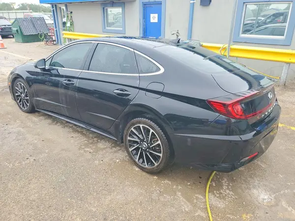 5NPEH4J26MH101042 2021 HYUNDAI SONATA - Image 2