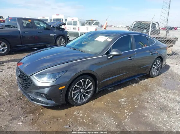 5NPEH4J26MH122909 2021 HYUNDAI SONATA - Image 2