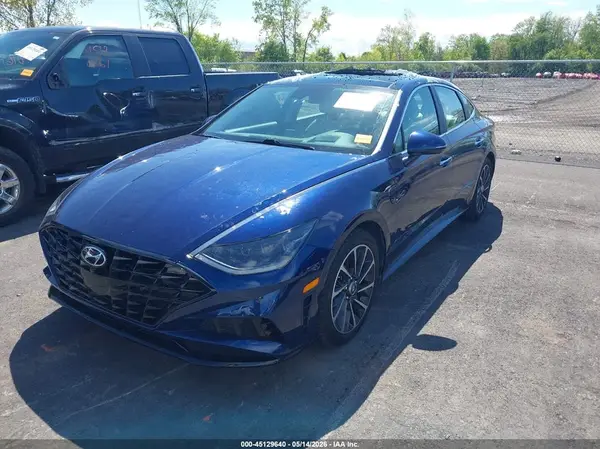 5NPEH4J26NH137654 2022 HYUNDAI SONATA - Image 2