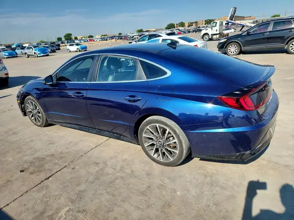 5NPEH4J26NH149738 2022 HYUNDAI SONATA - Image 2