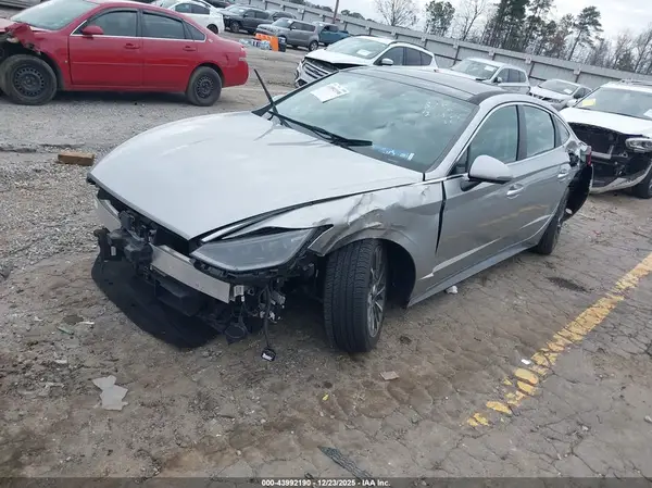 5NPEH4J27LH023756 2020 HYUNDAI SONATA - Image 2